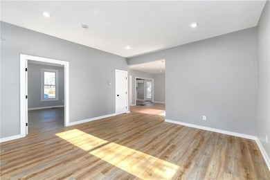 Newly renovated 2-story Duplex, featuring 2-bedoom and 1-bath