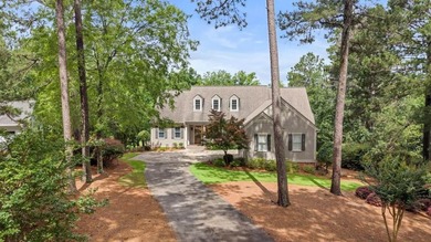 Immaculate Golf-Front Estate Behind the Gates of Reynolds Lake - photo 1