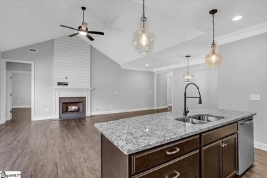 Welcome to this better-than-new craftsman-style ranch, just one - photo 11