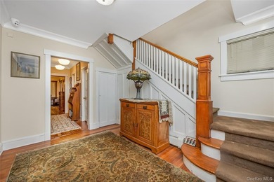 You will fall in love with this stunning colonial home in the - photo 3