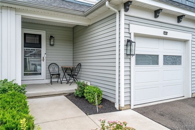 Stunning two-story luxury townhome with ultra convenient - photo 4