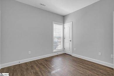 Welcome to this better-than-new craftsman-style ranch, just one - photo 27
