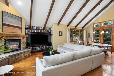 Enjoy the ease of a low-maintenance home in one of Carbondale's - photo 5