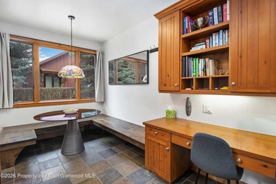 Enjoy the ease of a low-maintenance home in one of Carbondale's - photo 10