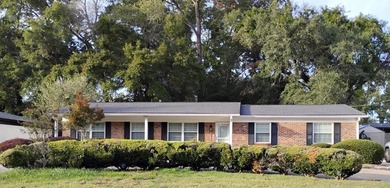 Lake Jackson - Leon County Home For Sale in Tallahassee Florida