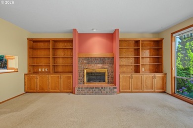This property is situated on a premier golf course location - photo 19