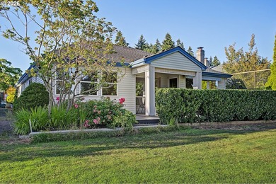 This property is situated on a premier golf course location - photo 40