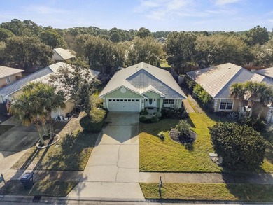 Set within the desirable Driftwood Estates community of Santa - photo 7