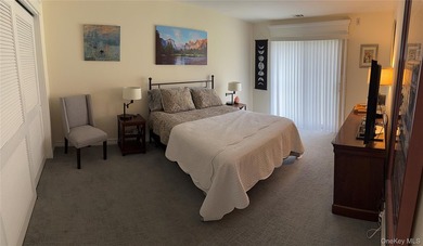 Location! Location! Welcome home to this bright, sparkling clean - photo 5