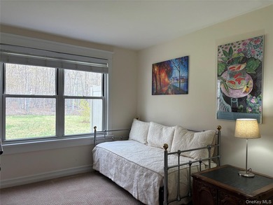 Location! Location! Welcome home to this bright, sparkling clean - photo 8
