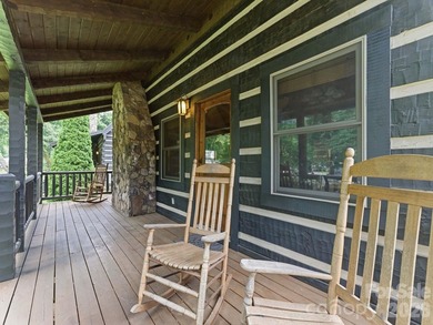 This two-bedroom, two full bath (with loft) was custom built by - photo 6