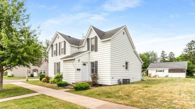 Chippewa River Home Sale Pending in Chippewa Falls Wisconsin
