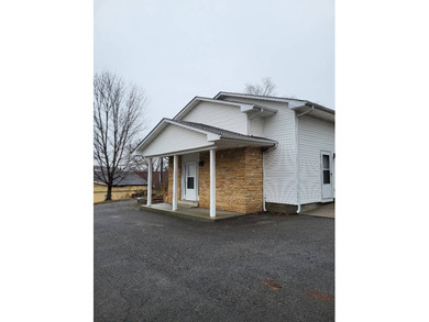 Duplex one Block from three New Restaurants.. Minutes from - photo 4