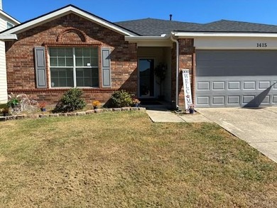 (private lake, pond, creek) Home For Sale in Sherman Texas