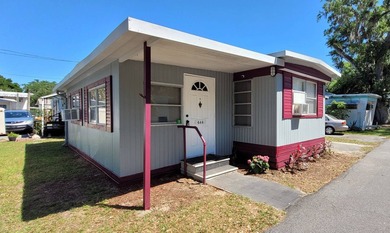 Little Lake Henderson Home For Sale in Inverness Florida