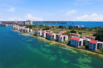 You are going to love this delightful waterfront condominium - photo 22