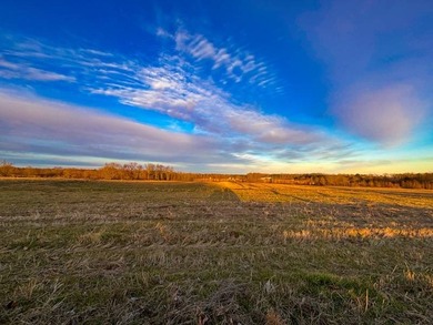 This stunning property features more than 1,300 feet of frontage - photo 23