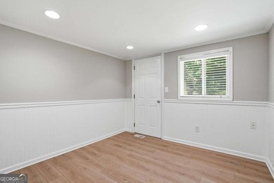 Welcome to 4130 McClure Drive in beautiful Oakwood, GA! This - photo 8