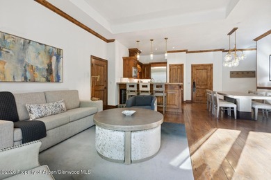 2024 renovations completed (including new decor, furniture - photo 2