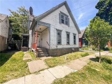 NO DELAYED NEGOTIATIONS - PRICED TO SELL - 5 BED / 1 BATH SINGLE - photo 2