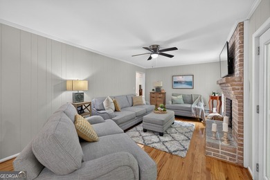 Welcome to 1999 Glacier Drive in the highly desirable Smoke Rise - photo 5