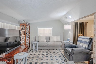 Enjoy this Cozy Cottage Charm located near 23rd Street, Gulf - photo 8