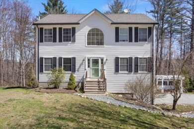 Todd Lake Home For Sale in Newbury New Hampshire