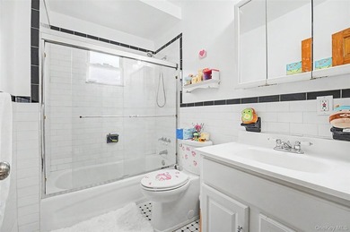 Introducing This Stunning Brick & Stucco Colonial in Bayside - - photo 15