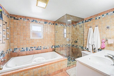 Introducing This Stunning Brick & Stucco Colonial in Bayside - - photo 20