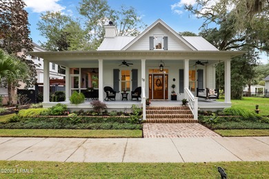 (private lake, pond, coastal) Home Sale Pending in Beaufort South Carolina