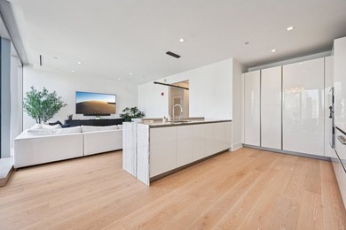Experience unparalleled luxury at The Residences at The St - photo 6