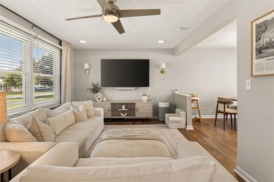 Some things are worth the wait! Welcome to 33 Loyalist Ave. This - photo 6