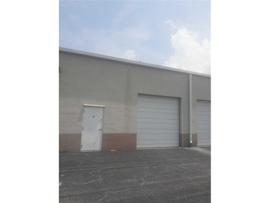 Professional high traffic area, multiuse unit with office space - photo 9