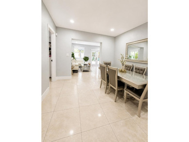 Welcome to this beautifully maintained 4-bedroom, 2-bathroom - photo 11