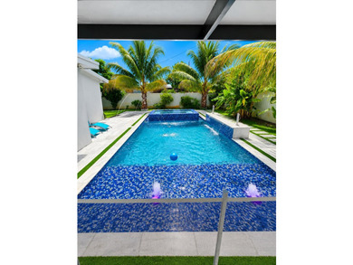 Welcome to this beautifully maintained 4-bedroom, 2-bathroom - photo 26