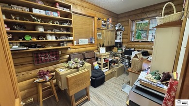 Rustic charm convenient to town! Check out this 4 bedroom, 3 - photo 29