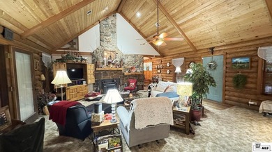 Rustic charm convenient to town! Check out this 4 bedroom, 3 - photo 31
