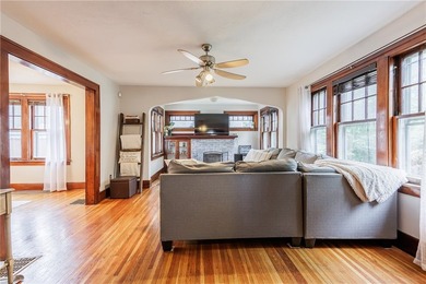 SO MUCH CHARM in this Beautiful 3 Bedroom 2 Full Bathroom home! - photo 5