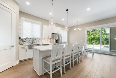 Situated on an ideal lot with high elevation only .5 miles from - photo 6