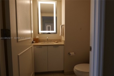 Come enjoy this condo hotel locted on A1A in world famous Fort - photo 4