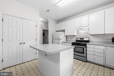 Buyer closing help available!!! Tucked on a quiet cul-de-sac in - photo 11