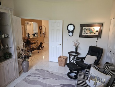 Welcome to effortless Florida living in sought-after - photo 14