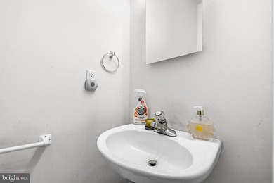 Buyer closing help available!!! Tucked on a quiet cul-de-sac in - photo 14