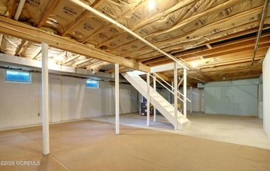 The Perfect Blend of Privacy & Elegance. Welcome home to this - photo 17