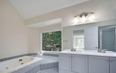 The Perfect Blend of Privacy & Elegance. Welcome home to this - photo 22