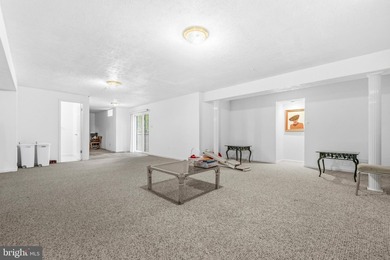 Buyer closing help available!!! Tucked on a quiet cul-de-sac in - photo 25