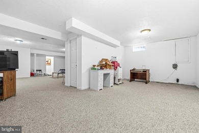 Buyer closing help available!!! Tucked on a quiet cul-de-sac in - photo 26