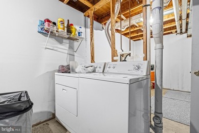 Buyer closing help available!!! Tucked on a quiet cul-de-sac in - photo 29