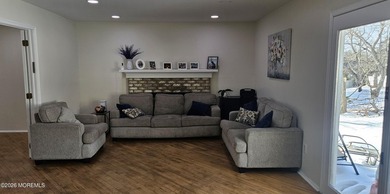 The Perfect Blend of Privacy & Elegance. Welcome home to this - photo 30