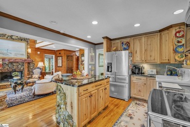 Contact listing agent Anna Ryan Surrounded by 2.39 private acres - photo 10